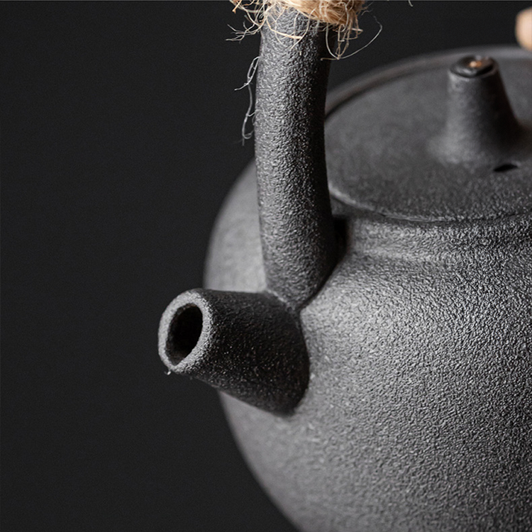 BIUDA 月日 Black and White Ceramic Tea Cup Set MOON – Minimalist Yin Yang Teaware for Mindful Living
