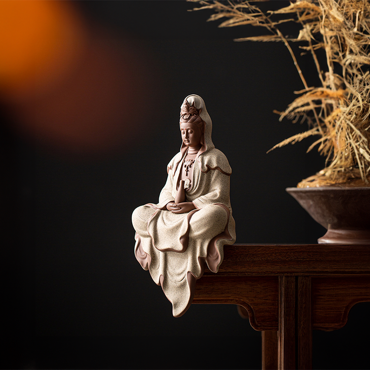 BIUDA 觀音 Wooden Kuan Yin Incense LED Holder – Minimalist Guanyin Buddha Burner for Meditation & Calm Spaces
