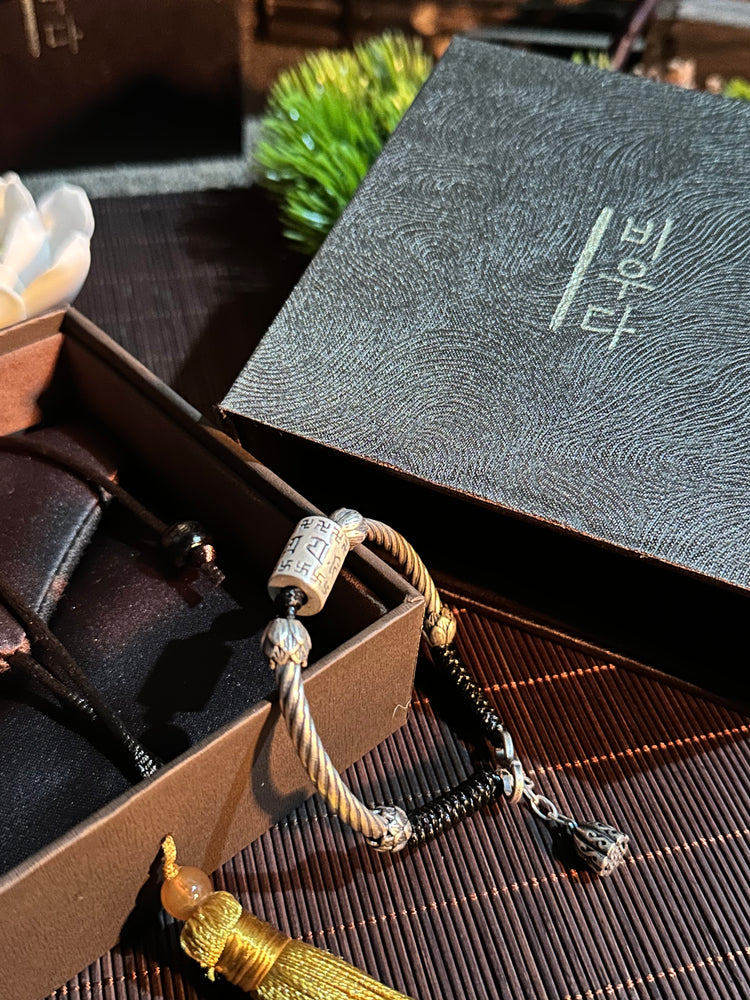 999純銀 蓮花 般若心経バングルブレスレット|職人手彫り 般若心経カフブレスレット