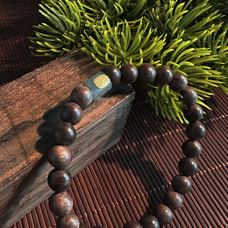 BIUDA Premium Agarwood & Jade Mala Bracelet β Handmade Buddhist Bracelet for Career Luck & Spiritual Protection
