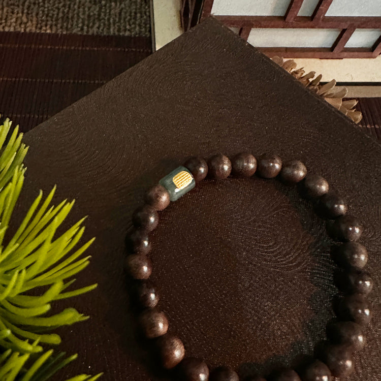 BIUDA Premium Agarwood & Jade Mala Bracelet β Handmade Buddhist Bracelet for Career Luck & Spiritual Protection