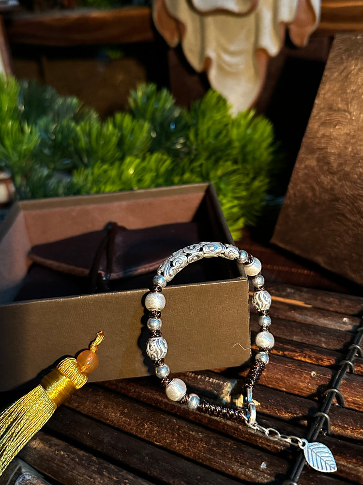 999 Fine Silver Cloud Buddhist Bracelet | Handcrafted Auspicious Cloud Bead Bracelet