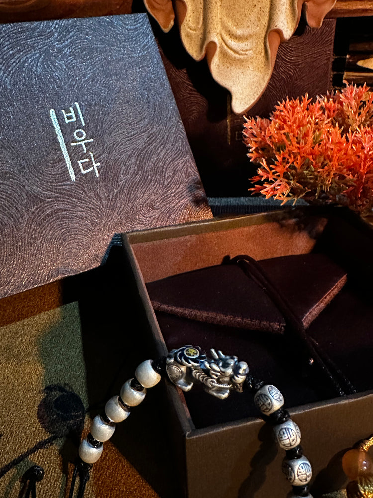 999純銀 貔貅（ヒキュウ）バングルブレスレット｜職人手彫り 招財守護カフブレスレット