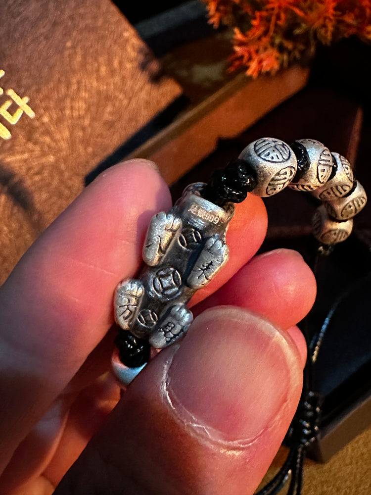 999純銀 貔貅（ヒキュウ）バングルブレスレット｜職人手彫り 招財守護カフブレスレット