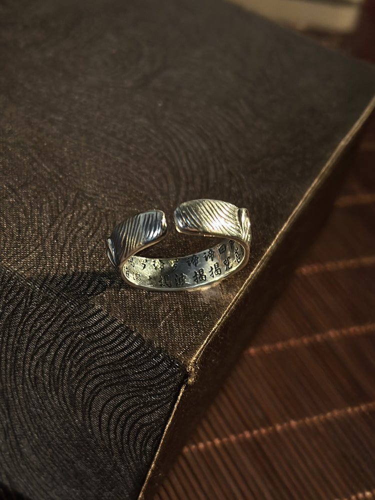 925スターリングシルバー 仏面 経文リング｜職人手彫り 仏教マントラ フリーサイズリング