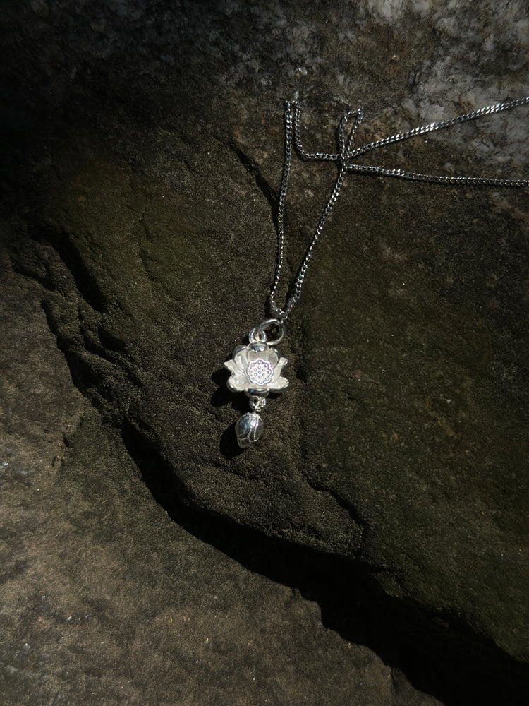 925スターリングシルバー 蓮花ペンダントネックレス｜職人手彫り 仏教 蓮モチーフ チェーンネックレス