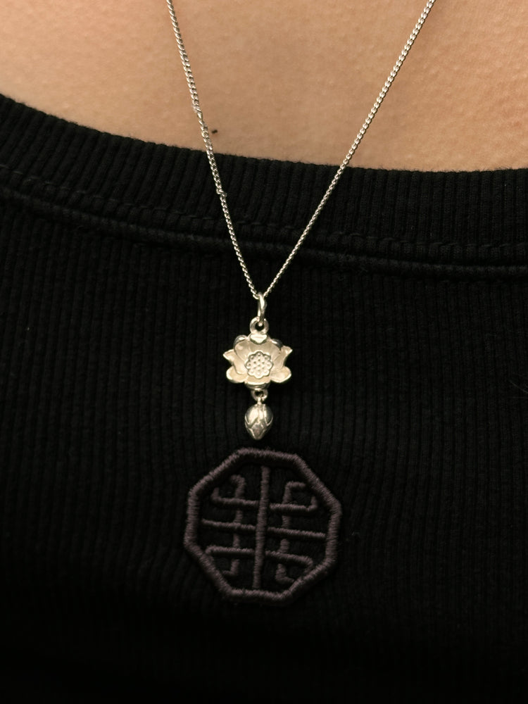 925スターリングシルバー 蓮花ペンダントネックレス｜職人手彫り 仏教 蓮モチーフ チェーンネックレス